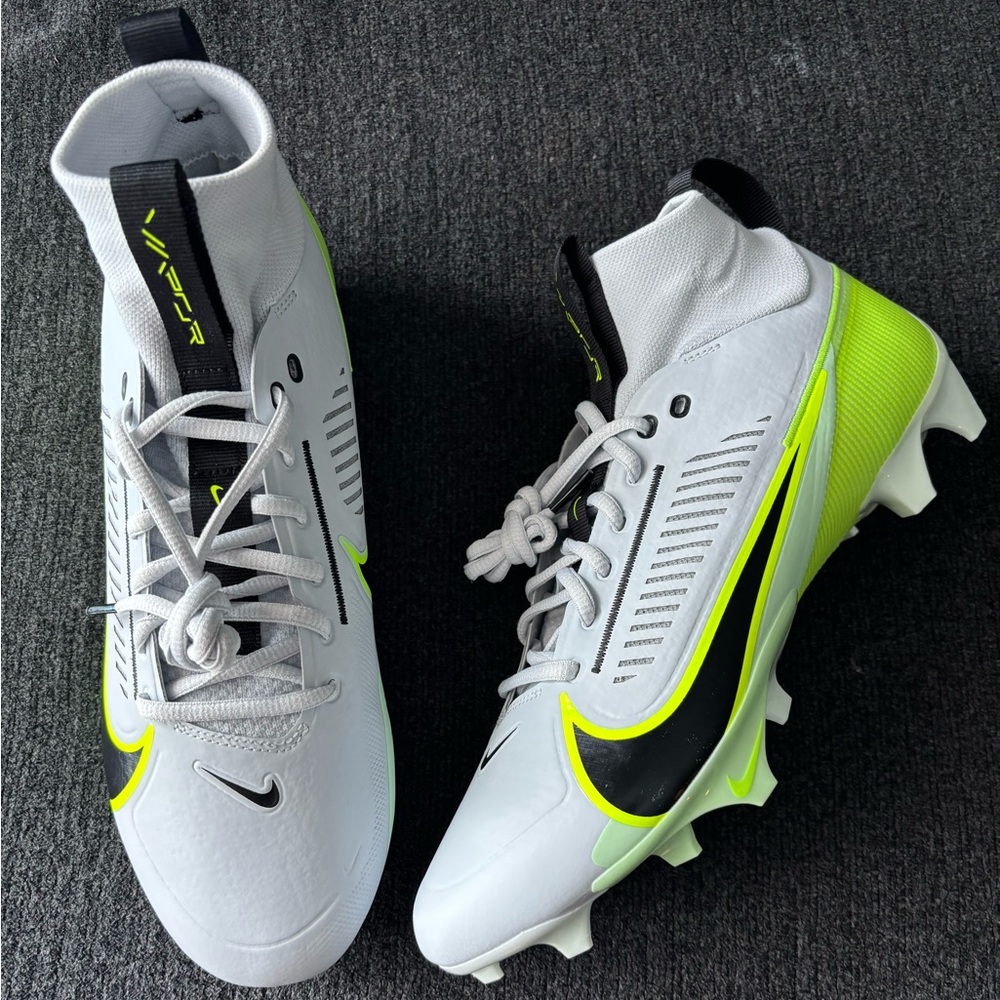Nike Vapor Edge Pro 360 2 “Platinum Vapor Green” Football Cleats Size 10.5